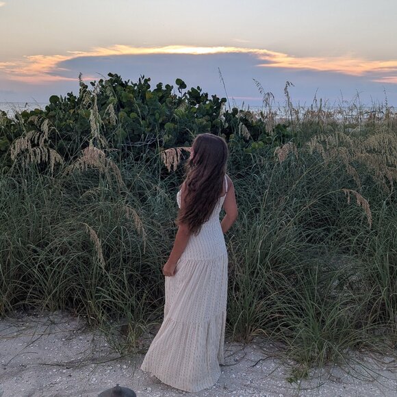 Meet your Posher, Arianna - Picture 2 of 2